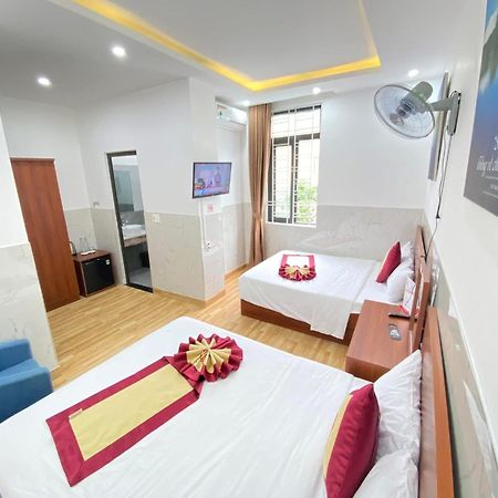 Sapphire Hotel Hue Exteriör bild